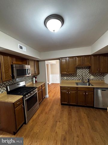 10 N MARS DR, Sewell, NJ 08080