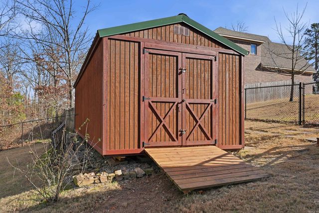 125 Luek Lane, Hot Springs, AR 71913