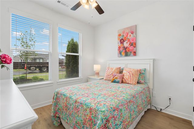 512 W Canada, Farmington, AR 72730