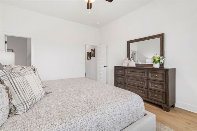 512 W Canada, Farmington, AR 72730