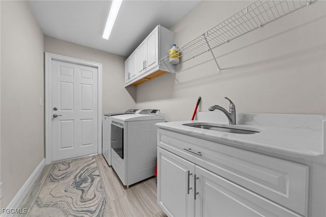 328 SW 26th AVE, Cape Coral, FL 33991