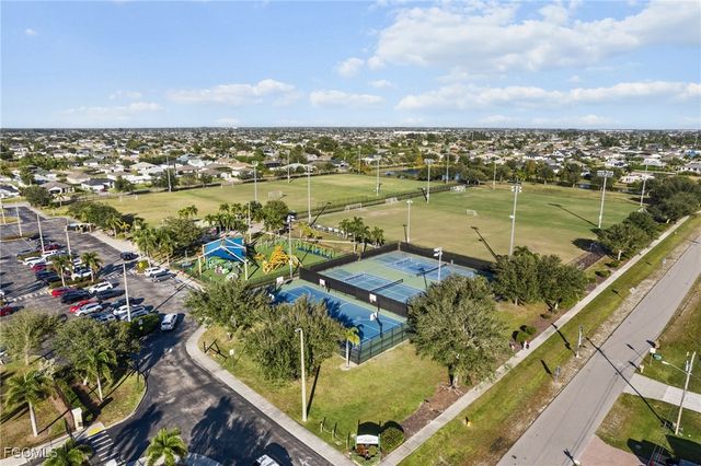 328 SW 26th AVE, Cape Coral, FL 33991