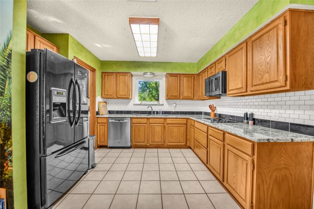 3603 Bluebonnet Circle, Weatherford, TX 76087
