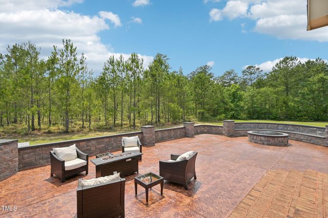 678 Rehder Drive, Fayetteville, NC 28306
