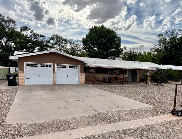 375 RANCHITOS Road, Bosque Farms, NM 87068