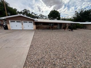 375 RANCHITOS Road, Bosque Farms, NM 87068
