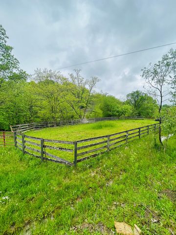 10061 Persimmon Grove Pike, Alexandria, KY 41001