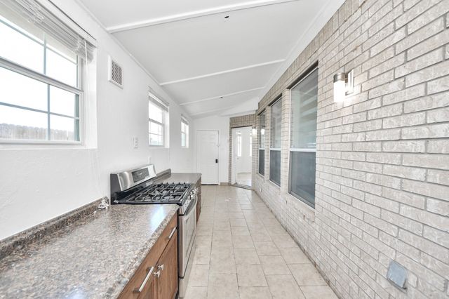 207 Carlie Way, Stafford, TX 77477