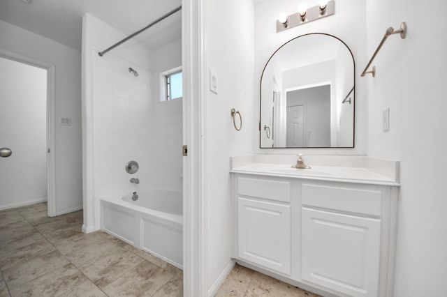 207 Carlie Way, Stafford, TX 77477