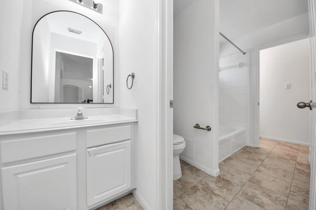207 Carlie Way, Stafford, TX 77477
