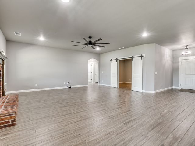 6642 S 323rd East Avenue, Broken Arrow, OK 74014