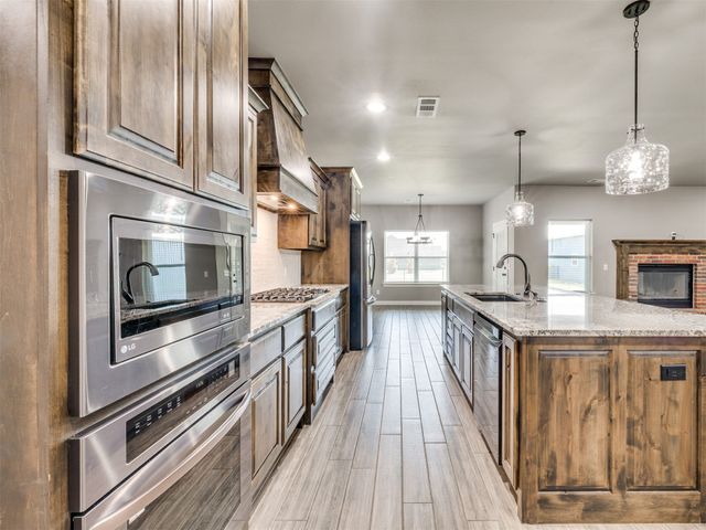 6642 S 323rd East Avenue, Broken Arrow, OK 74014