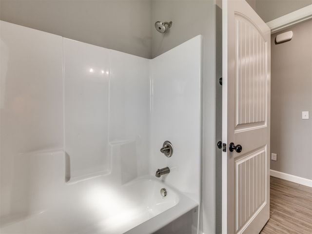 6642 S 323rd East Avenue, Broken Arrow, OK 74014