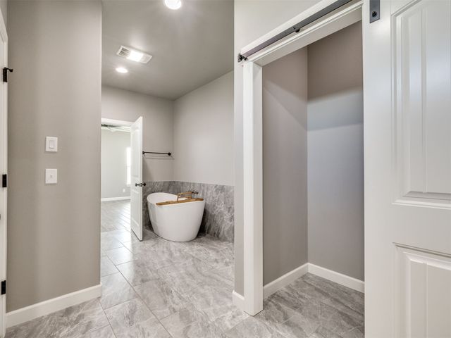 6642 S 323rd East Avenue, Broken Arrow, OK 74014