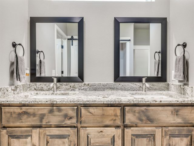 6642 S 323rd East Avenue, Broken Arrow, OK 74014