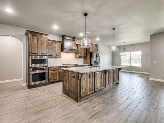 6642 S 323rd East Avenue, Broken Arrow, OK 74014