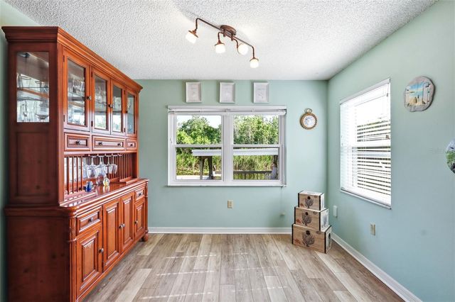 26638 E COVE DRIVE, Tavares, FL 32778