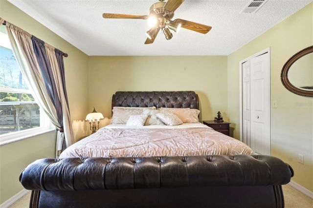 26638 E COVE DRIVE, Tavares, FL 32778