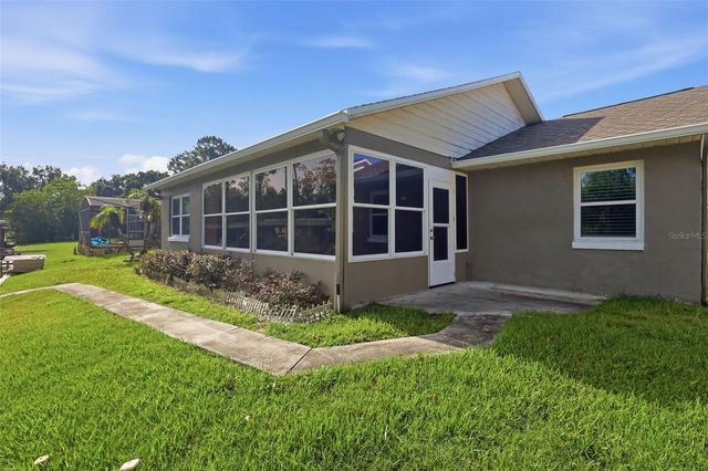 26638 E COVE DRIVE, Tavares, FL 32778