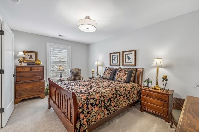 2012 Wt Chandler Blvd, Gallatin, TN 37066
