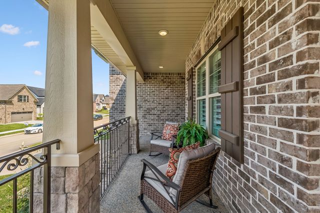 2012 Wt Chandler Blvd, Gallatin, TN 37066