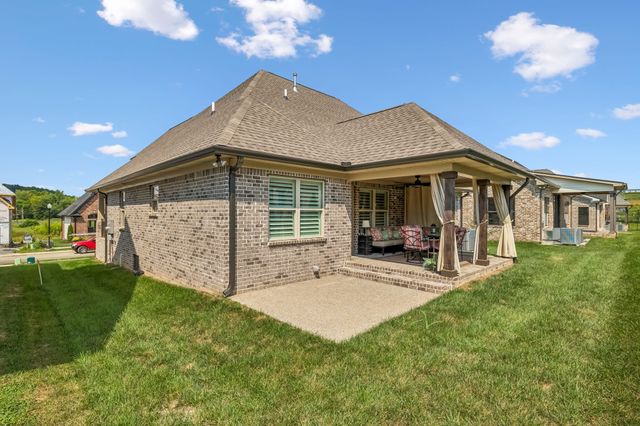 2012 Wt Chandler Blvd, Gallatin, TN 37066