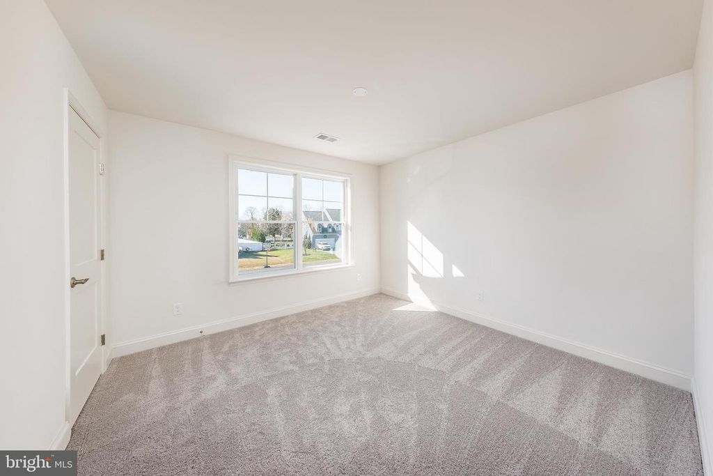 Image 38 of property listing at 233 NICHOLS MANOR DR, Stevensville, MD 21666