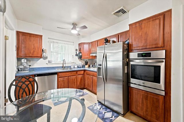 5 DREXEL AVE, Lansdowne, PA 19050