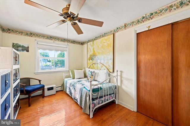 5 DREXEL AVE, Lansdowne, PA 19050