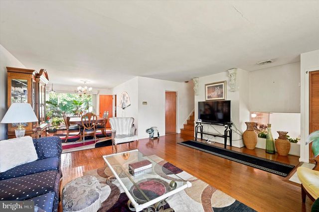 5 DREXEL AVE, Lansdowne, PA 19050