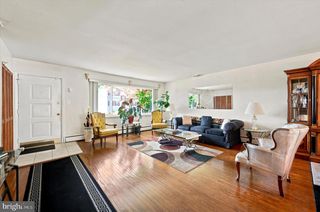 5 DREXEL AVE, Lansdowne, PA 19050