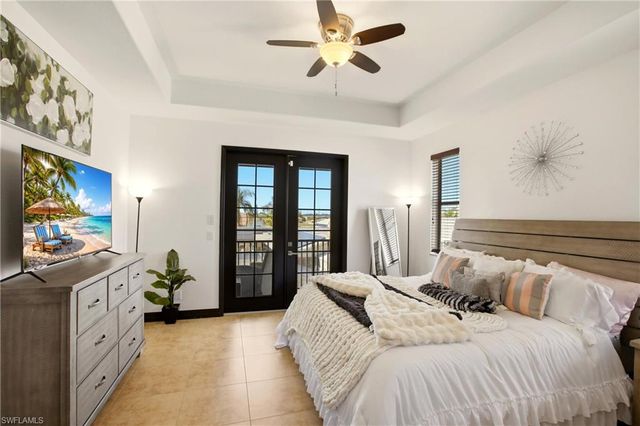 2104 NE 9th PL, Cape Coral, FL 33909