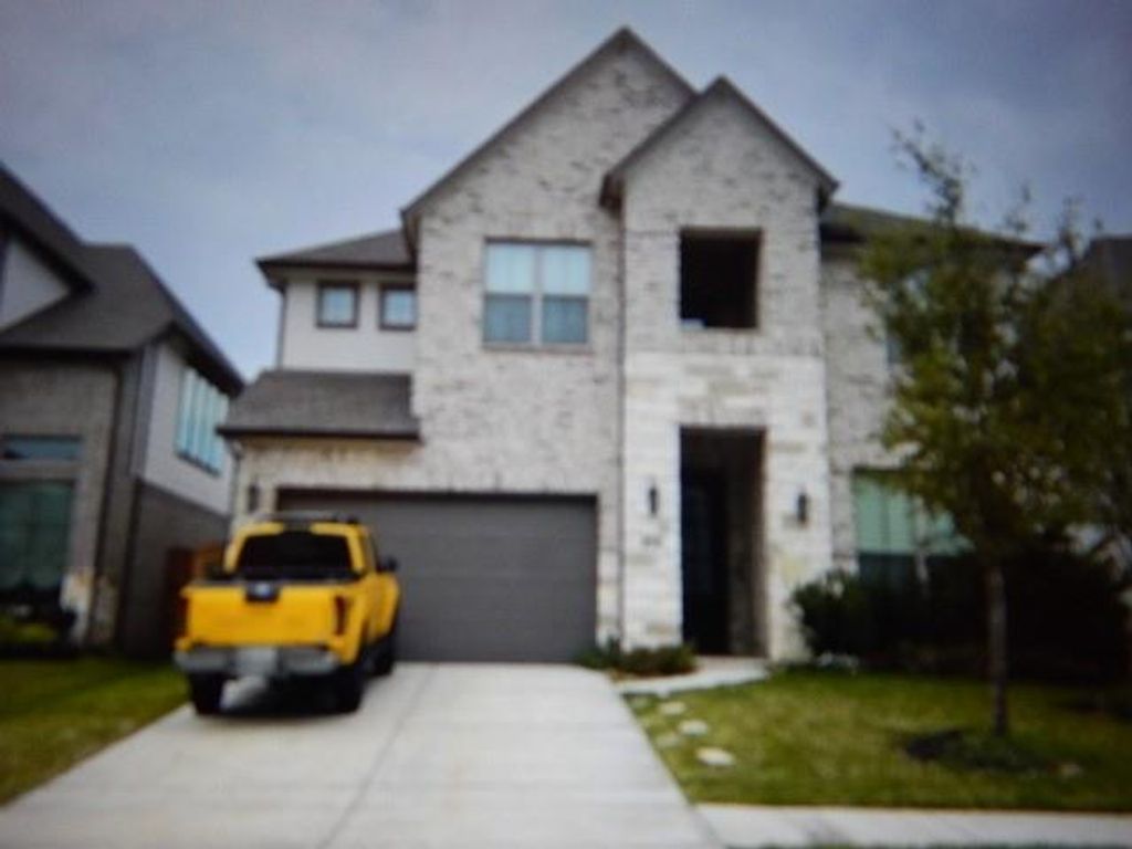 8730 Flounder Rosa Lane, Cypress, TX 77433