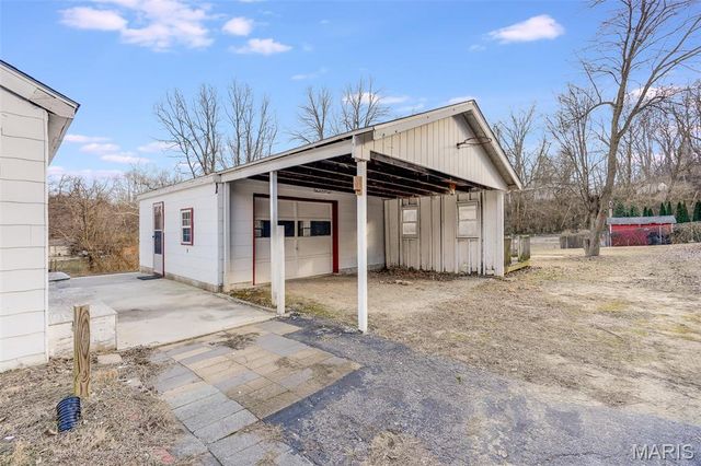 1 Spicer Drive, Caseyville, IL 62232