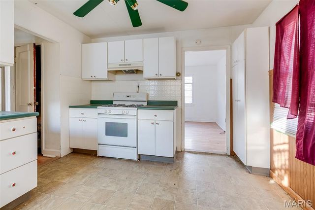 1 Spicer Drive, Caseyville, IL 62232