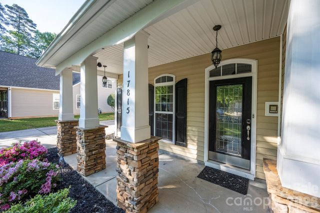 17815 Steel Horse Road, Cornelius, NC 28031
