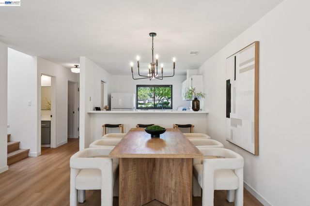 3343 Solomon Ln, Alameda, CA 94502