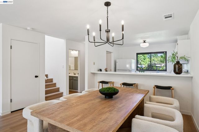 3343 Solomon Ln, Alameda, CA 94502