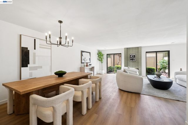 3343 Solomon Ln, Alameda, CA 94502