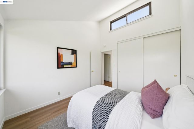 3343 Solomon Ln, Alameda, CA 94502