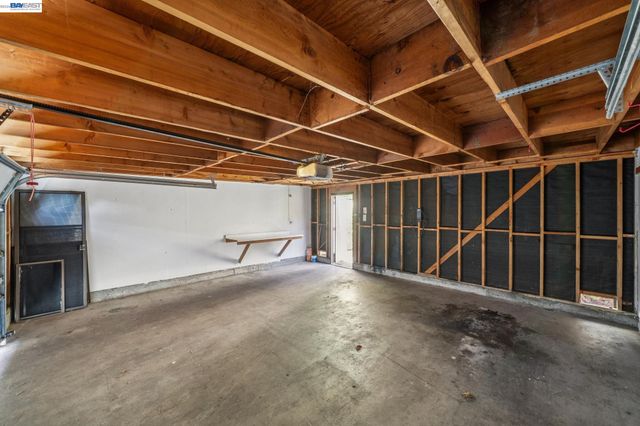 3343 Solomon Ln, Alameda, CA 94502