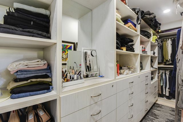 3 Hanover Sq Apt 2H, New York City, NY 10004