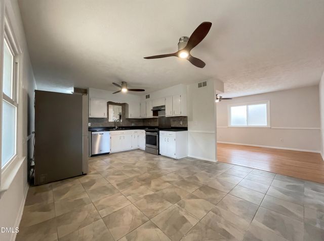 1004 Vesper Lane, Fayetteville, NC 28311