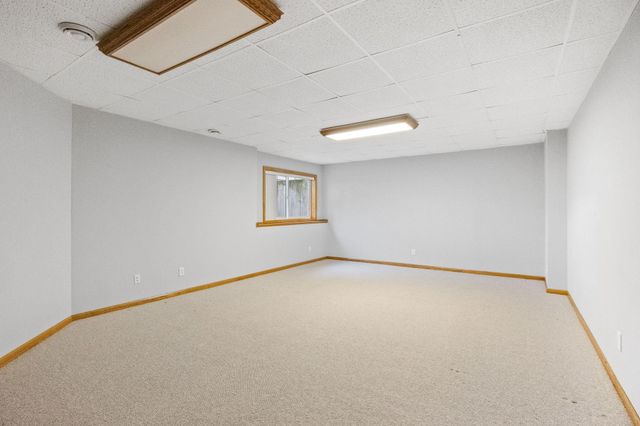 8903 Preserve Trail, Savage, MN 55378