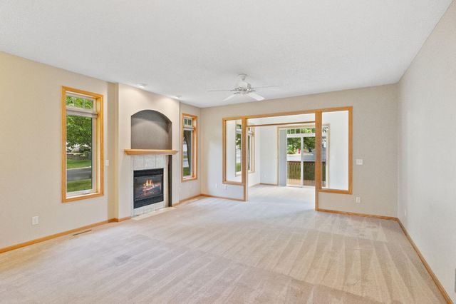 8903 Preserve Trail, Savage, MN 55378