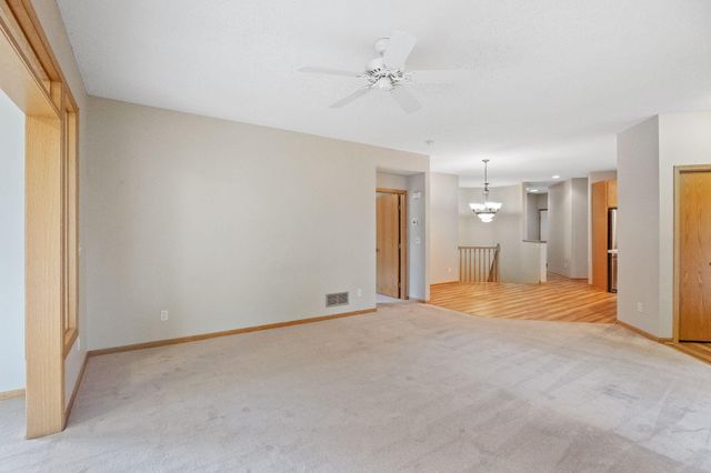 8903 Preserve Trail, Savage, MN 55378