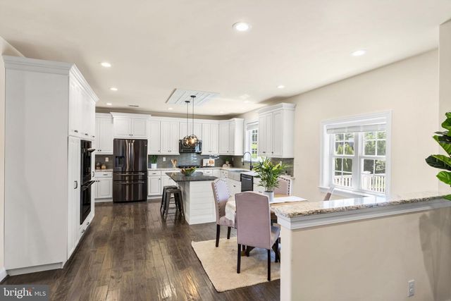 19 ABBY RD, Avondale, PA 19311