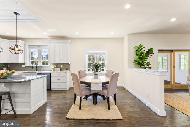 19 ABBY RD, Avondale, PA 19311