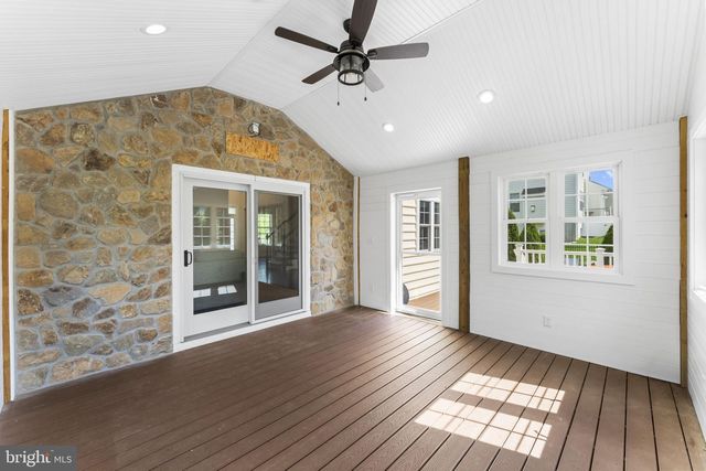 19 ABBY RD, Avondale, PA 19311