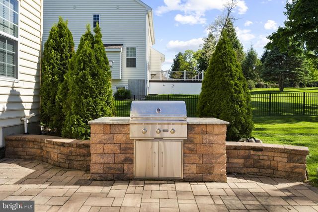 19 ABBY RD, Avondale, PA 19311